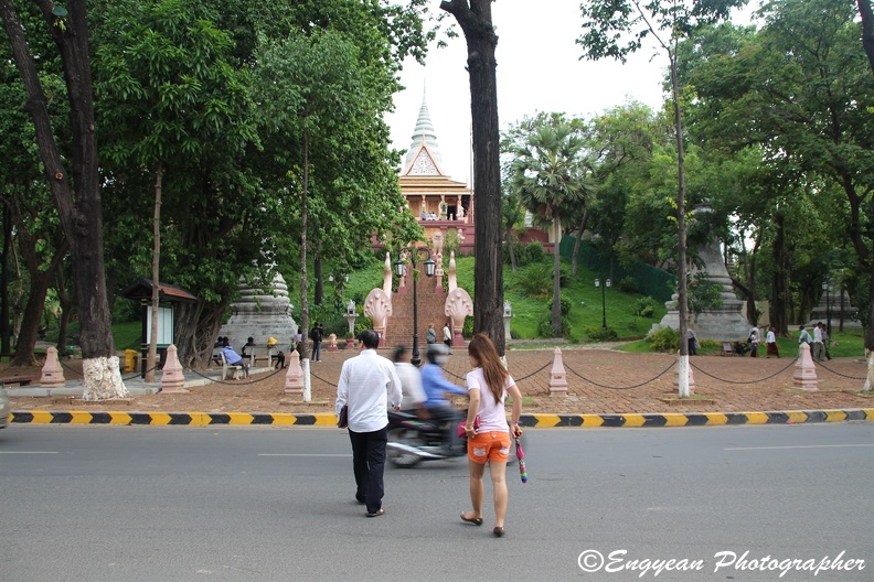 Wat Phnom (2).jpg