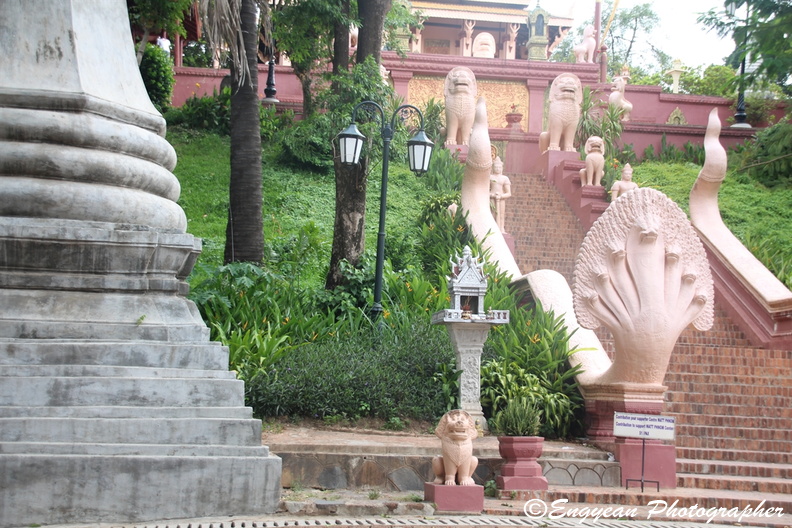 Wat Phnom (8).jpg