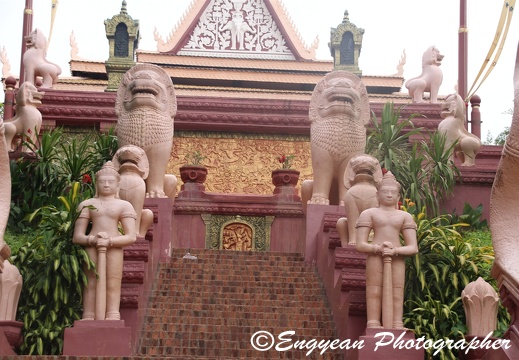 Wat Phnom (23)