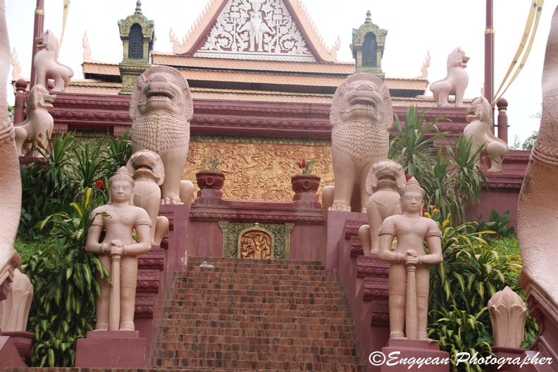 Wat Phnom (23).jpg