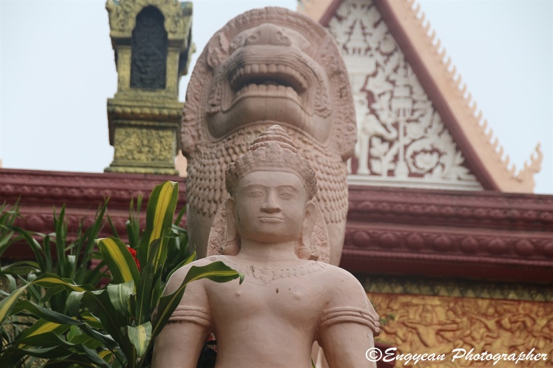 Wat Phnom (25).jpg