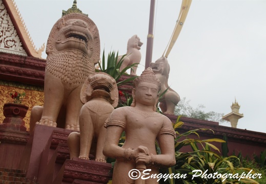 Wat Phnom (26)