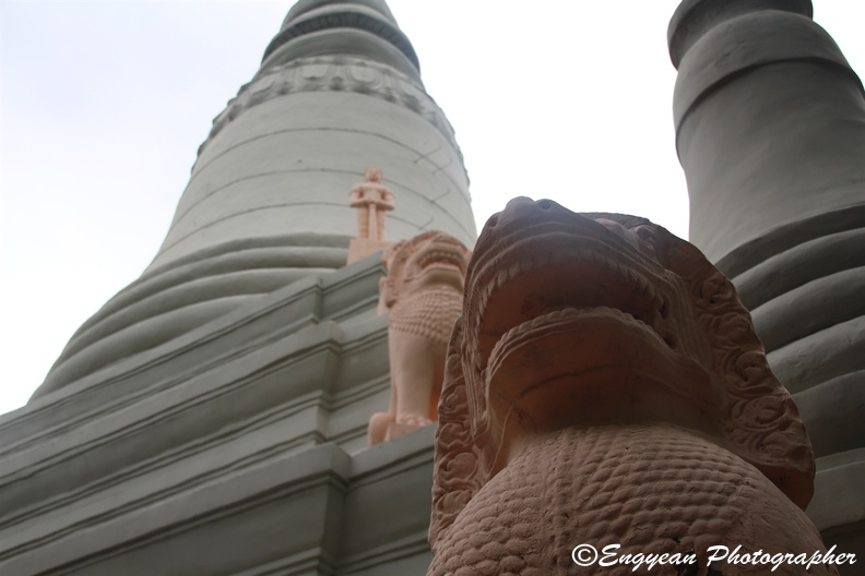 Wat Phnom (84).jpg