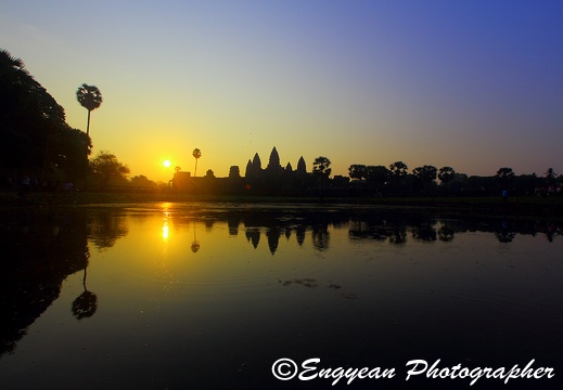 Sunrise at Angkor Wat (5131)