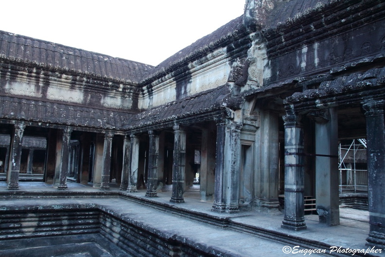 Angkor Wat (5002).jpg