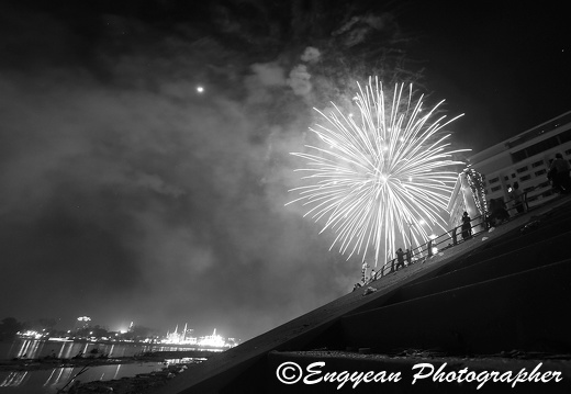 Fireworks At Sokha Hotel Riverside (8147)