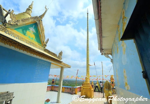 Phnom Saang (8831)EOS-M